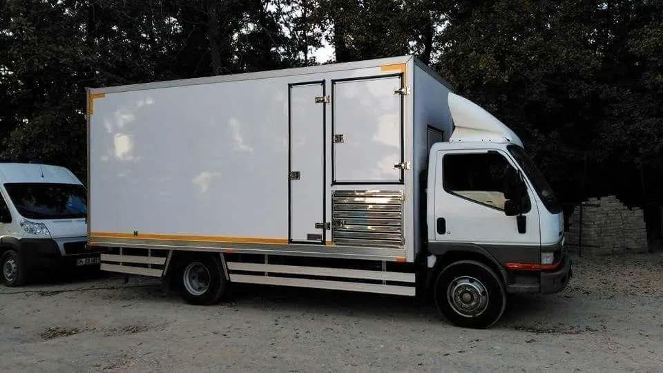 Kamyon üstü mobil jeneratör